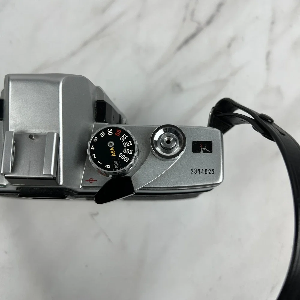 Minolta SRT 101 35mm SLR Silver Film Camera w/ Case - Body Only